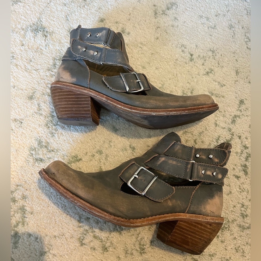 Anthropologie Latigo ankle booties